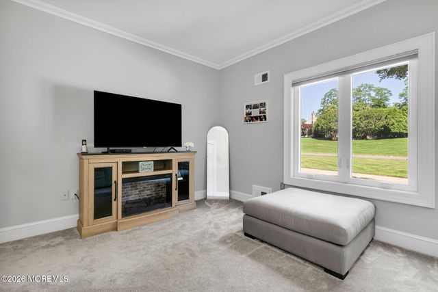 15 Brandywine Lane, Colts Neck, NJ 07722