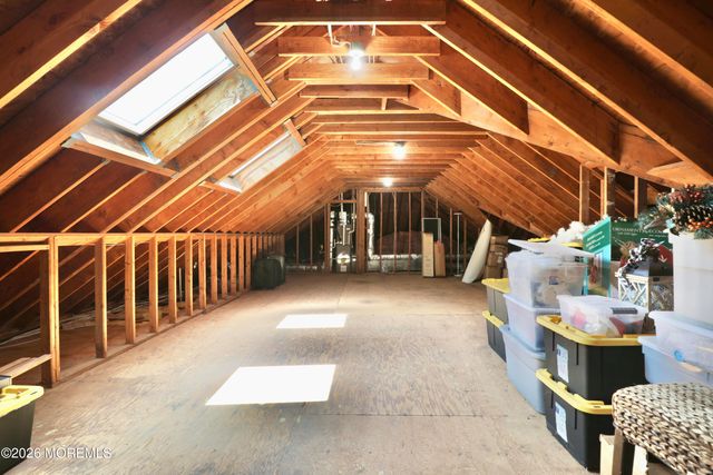 15 Brandywine Lane, Colts Neck, NJ 07722