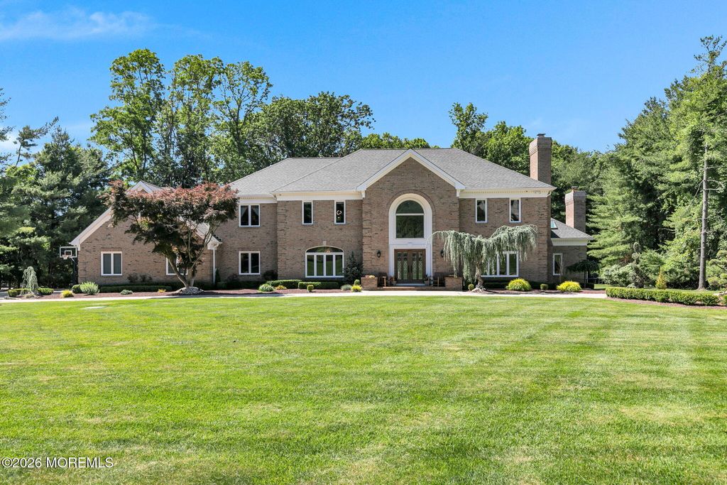 15 Brandywine Lane, Colts Neck, NJ 07722