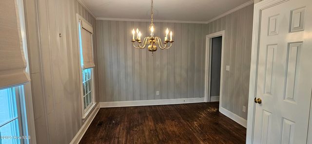 907 Raleigh Road, Clinton, NC 28328
