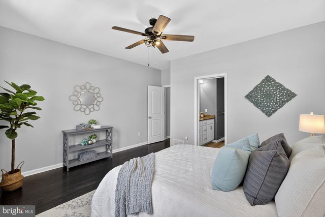 240 ROSSNAKILL RD, Middletown, DE 19709