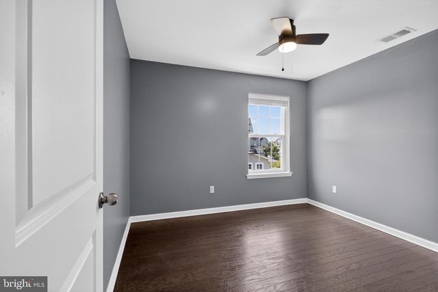 240 ROSSNAKILL RD, Middletown, DE 19709