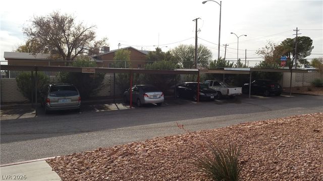 3009 Saint George Street F, North Las Vegas, NV 89030