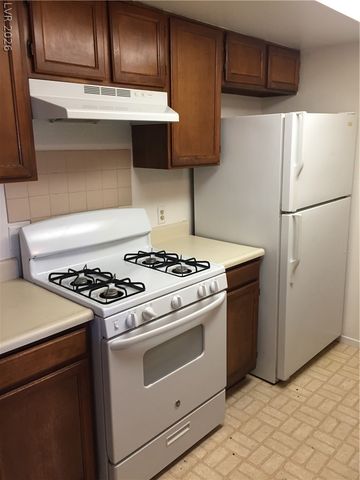 3009 Saint George Street F, North Las Vegas, NV 89030