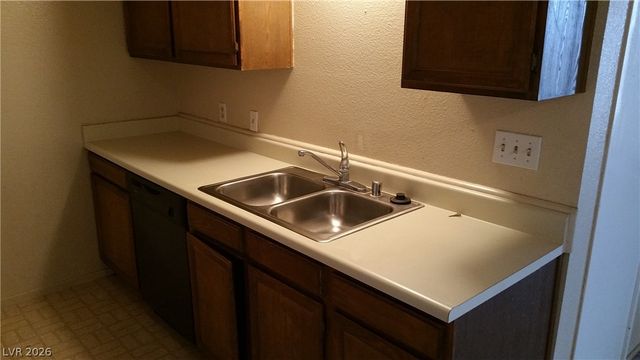 3009 Saint George Street F, North Las Vegas, NV 89030
