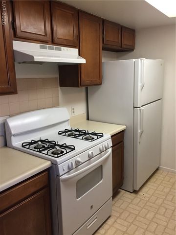 3009 Saint George Street F, North Las Vegas, NV 89030