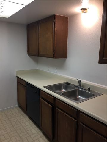 3009 Saint George Street F, North Las Vegas, NV 89030