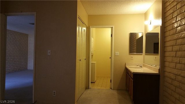 3009 Saint George Street F, North Las Vegas, NV 89030