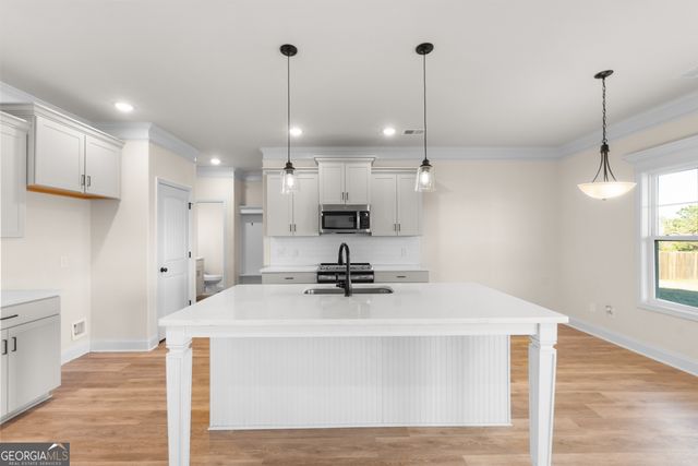 512 Thurston Street, Bonaire, GA 31005