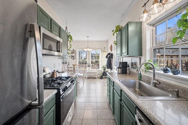 353 Morris SE Road, Silver Creek, GA 30173