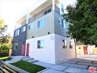 1113 Carmona Avenue, Los Angeles, CA 90019