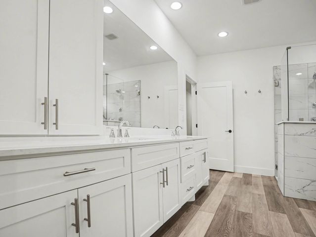 318 James Street, Mabank, TX 75147