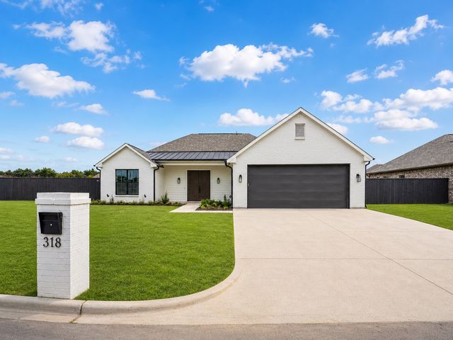318 James Street, Mabank, TX 75147