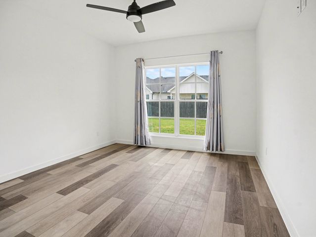 318 James Street, Mabank, TX 75147