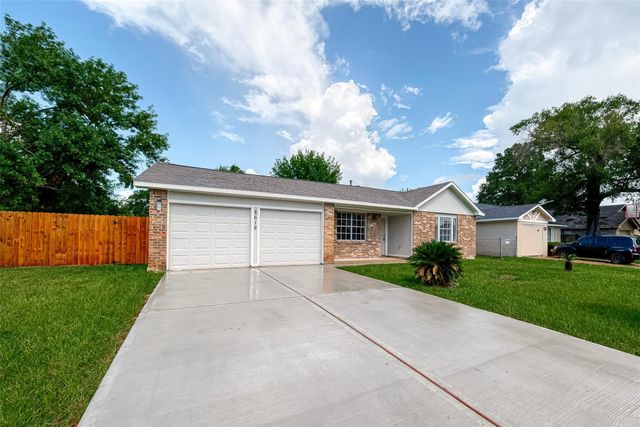 8619 Valley Meadow Drive, Houston, TX 77078
