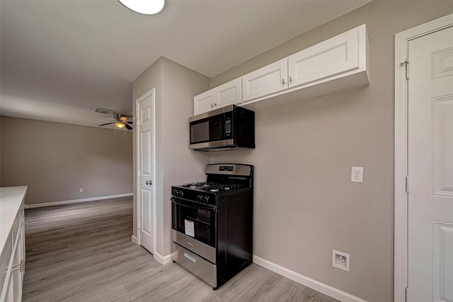 8619 Valley Meadow Drive, Houston, TX 77078