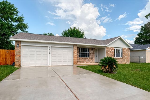 8619 Valley Meadow Drive, Houston, TX 77078