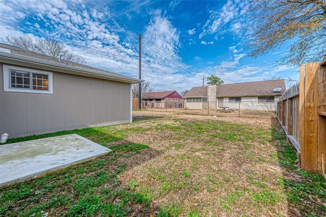 8619 Valley Meadow Drive, Houston, TX 77078