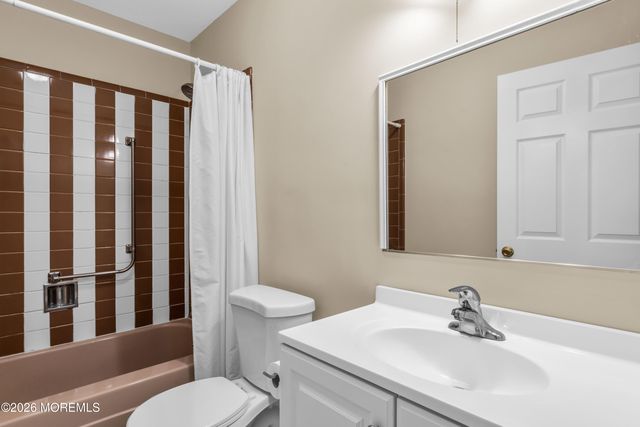 161A Gramercy Court, Lakewood, NJ 08701