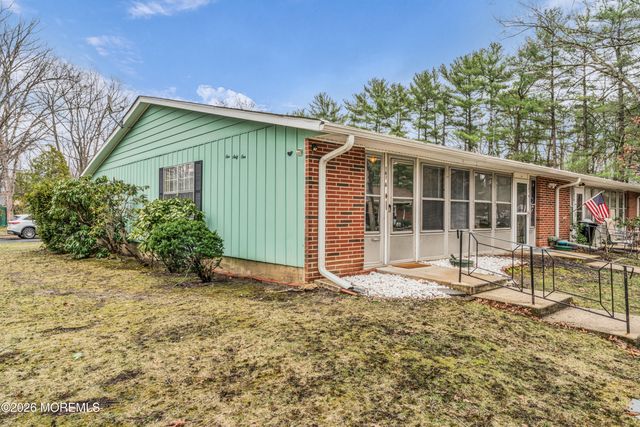 161A Gramercy Court, Lakewood, NJ 08701