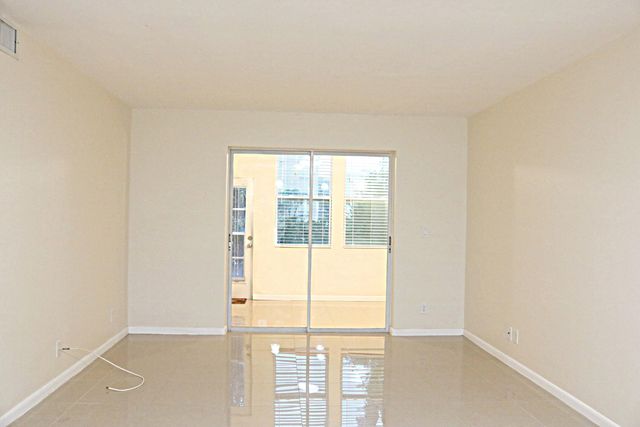 230 NE 26th Avenue 1070, Boynton Beach, FL 33435