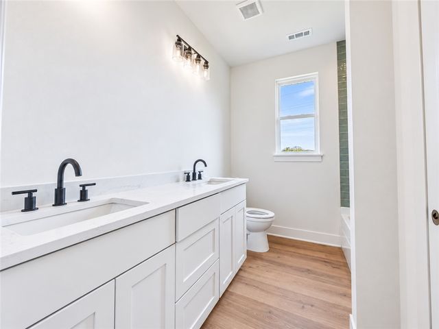 828 Asher Street, Fayetteville, AR 72703