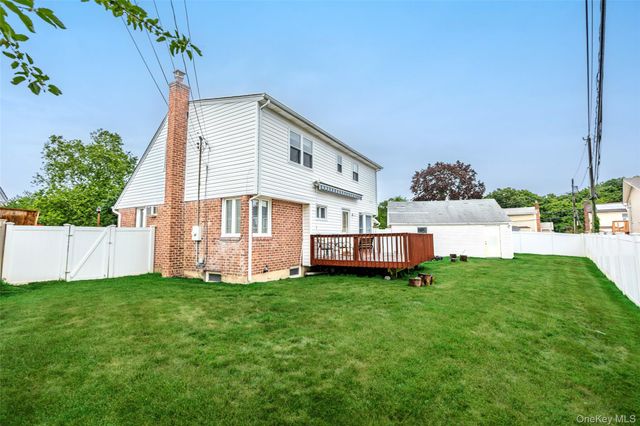 2728 Concord Drive, East Meadow, NY 11554
