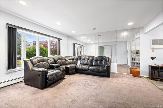 2728 Concord Drive, East Meadow, NY 11554