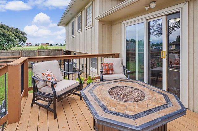 1236 Locust Street, Eudora, KS 66025