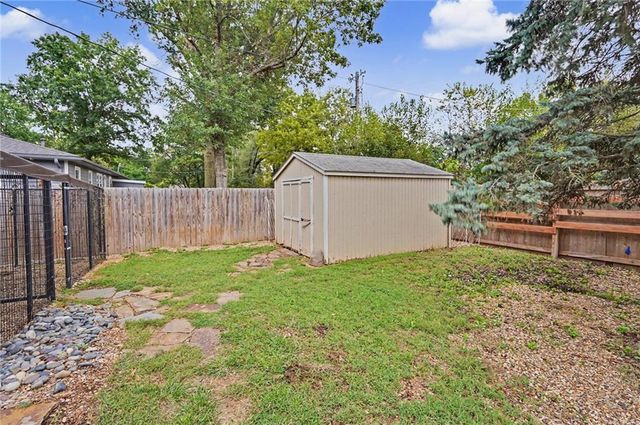 1236 Locust Street, Eudora, KS 66025
