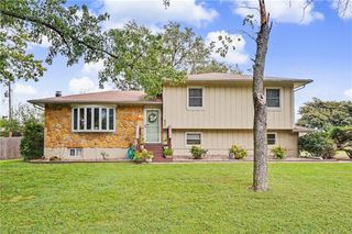 1236 Locust Street, Eudora, KS 66025