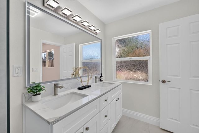 640 S Henry Avenue, San Jose, CA 95117