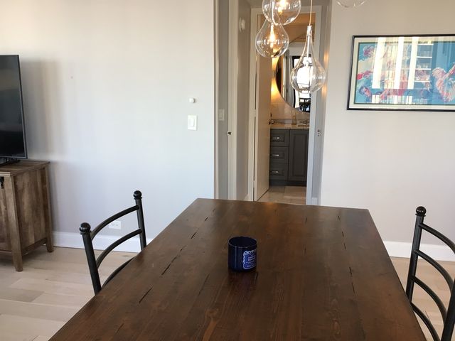 1660 N LaSalle Drive 3811, Chicago, IL 60614