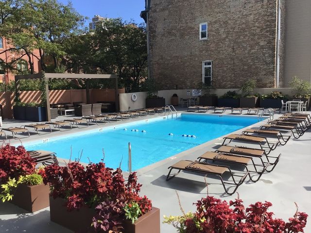 1660 N LaSalle Drive 3811, Chicago, IL 60614