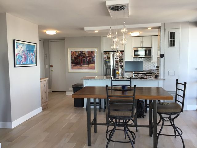 1660 N LaSalle Drive 3811, Chicago, IL 60614