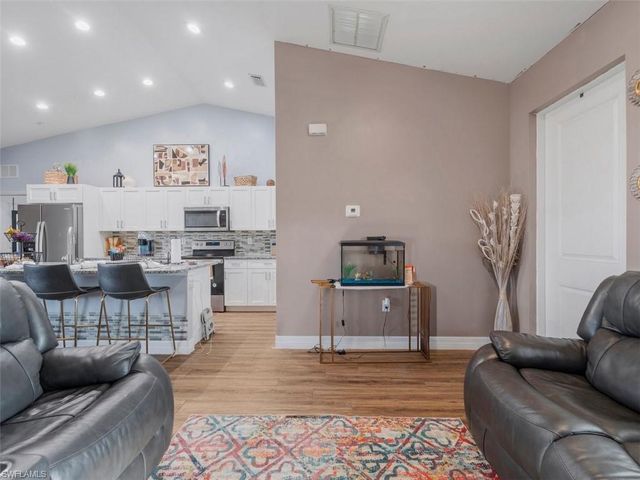 1105 N Capri CT, Labelle, FL 33935