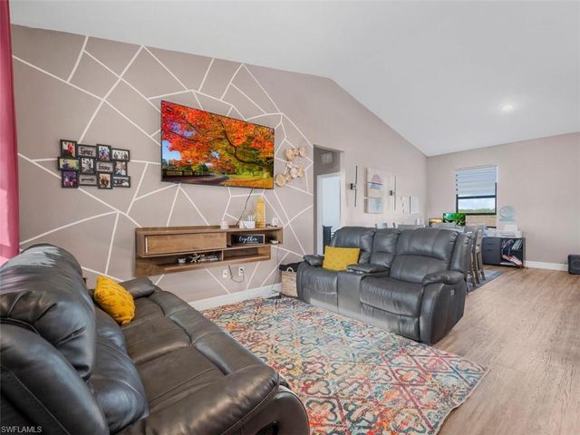 1105 N Capri CT, Labelle, FL 33935