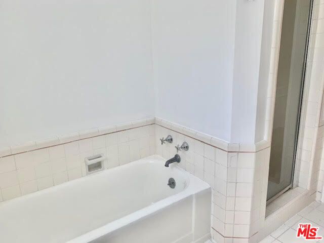 356 S La Jolla Avenue, Los Angeles, CA 90048