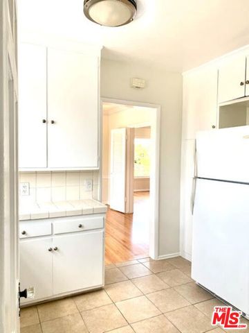 356 S La Jolla Avenue, Los Angeles, CA 90048