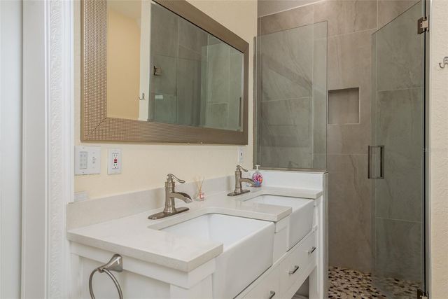 302 SHORE DRIVE, Palm Harbor, FL 34683