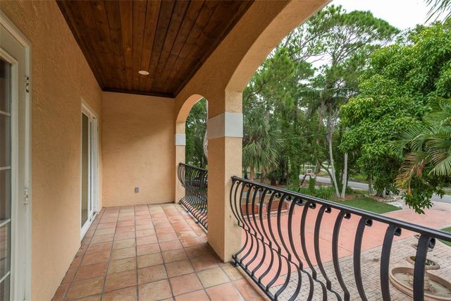 302 SHORE DRIVE, Palm Harbor, FL 34683