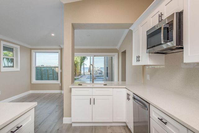 302 SHORE DRIVE, Palm Harbor, FL 34683