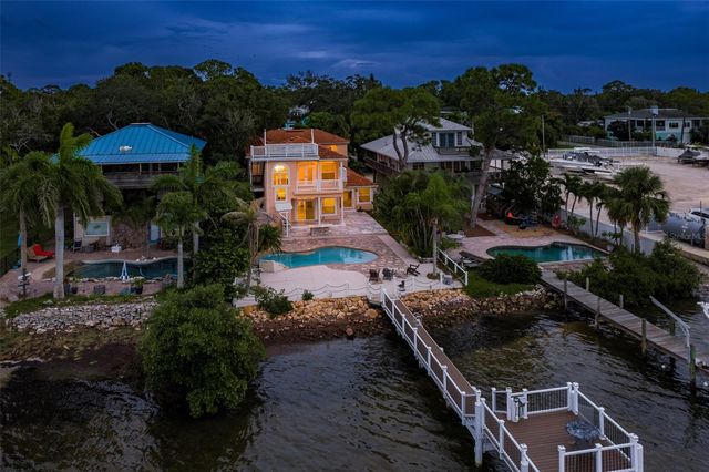 302 SHORE DRIVE, Palm Harbor, FL 34683