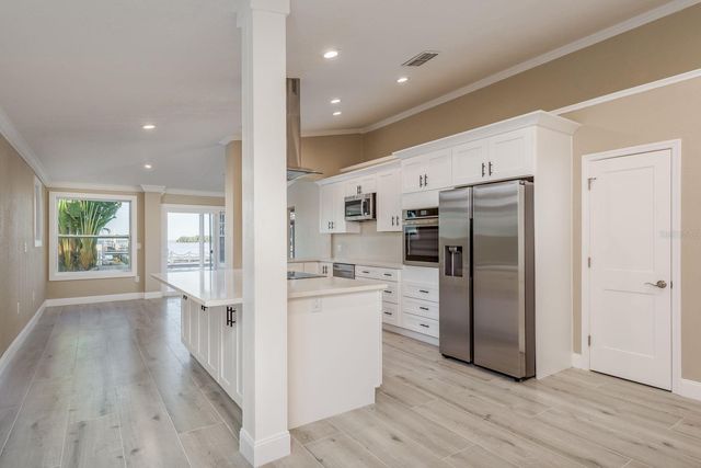 302 SHORE DRIVE, Palm Harbor, FL 34683