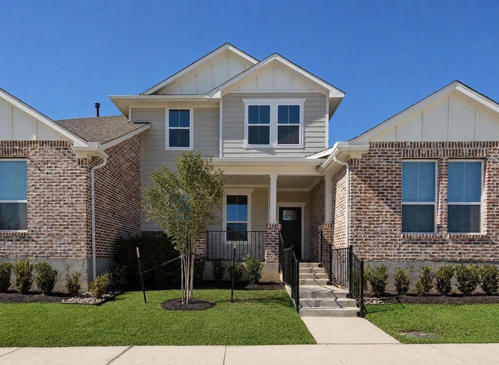 488 Orleanian DR B, Buda, TX 78610