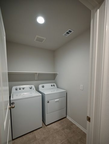 525 Bronze Circle E, Springtown, TX 76082