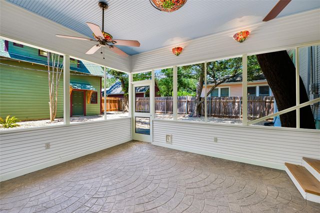 1006 Shelley Ave, Austin, TX 78703