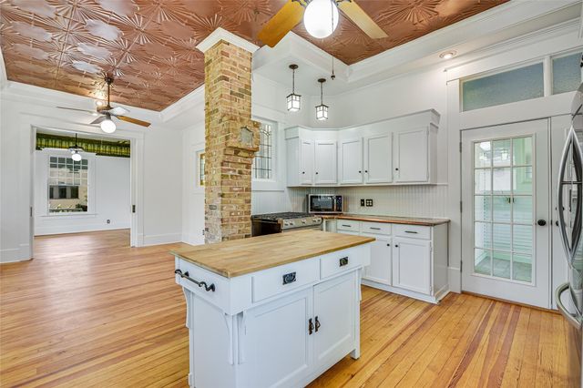 1006 Shelley Ave, Austin, TX 78703