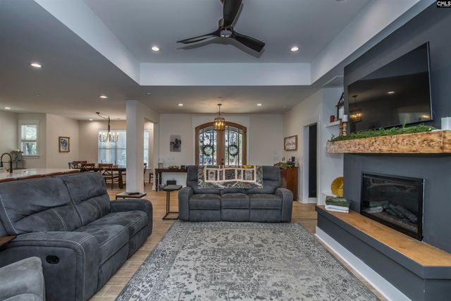 160 Stucks Point, Chapin, SC 29036