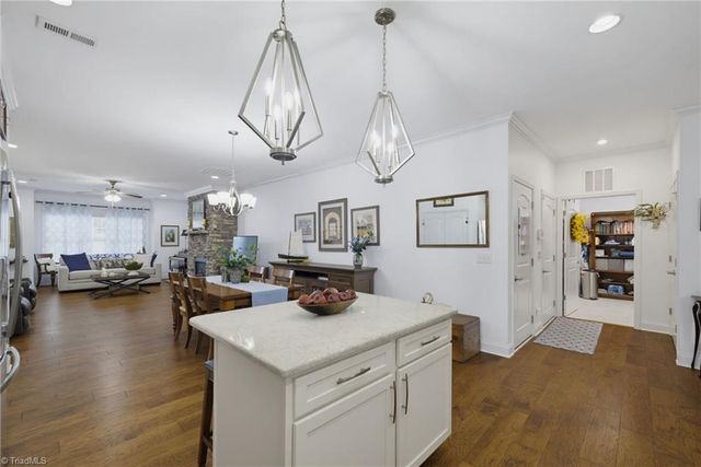 4344 Rockledge Lane, Thomasville, NC 27360